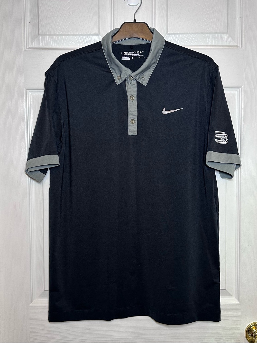 Nike Golf Tour Performance Dri-FIT Men's M Polo Shirt Black Short Sleeve SC Logo